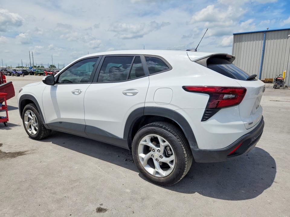 2024 Chevrolet Trax VIN KL77LFE28RC070342 COPART salvage auction — HAIL, Ok - Cert Of Title-Salvage, sold $5,200 on 2026-07-15 (photo 2)