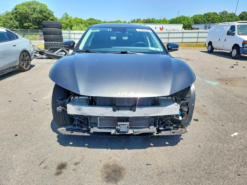 2023 Kia Ev6 VIN KNDC34LA7P5127633 COPART salvage auction — FRONT END, NY - CERTIFICATE OF TITLE, sold $10,100 on 2026-07-20 (photo 5)