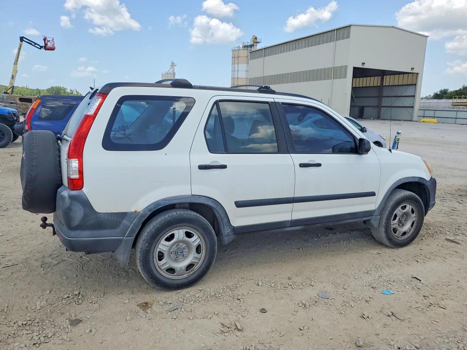 2005 Honda Cr-v VIN JHLRD78595C044429 COPART salvage auction — MINOR DENT/SCRATCHES, KS - DEALER ONLY CLEAN TITLE, sold $700 on 2026-07-30 (photo 3)