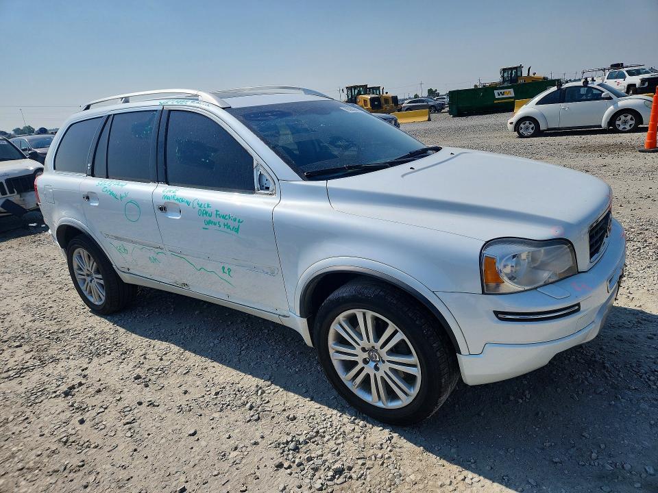 2014 Volvo Xc90 VIN YV4952CZ4E1689599 COPART salvage auction — SIDE, Co - Public - Salvage Title, sold $775 on 2026-07-23 (photo 4)