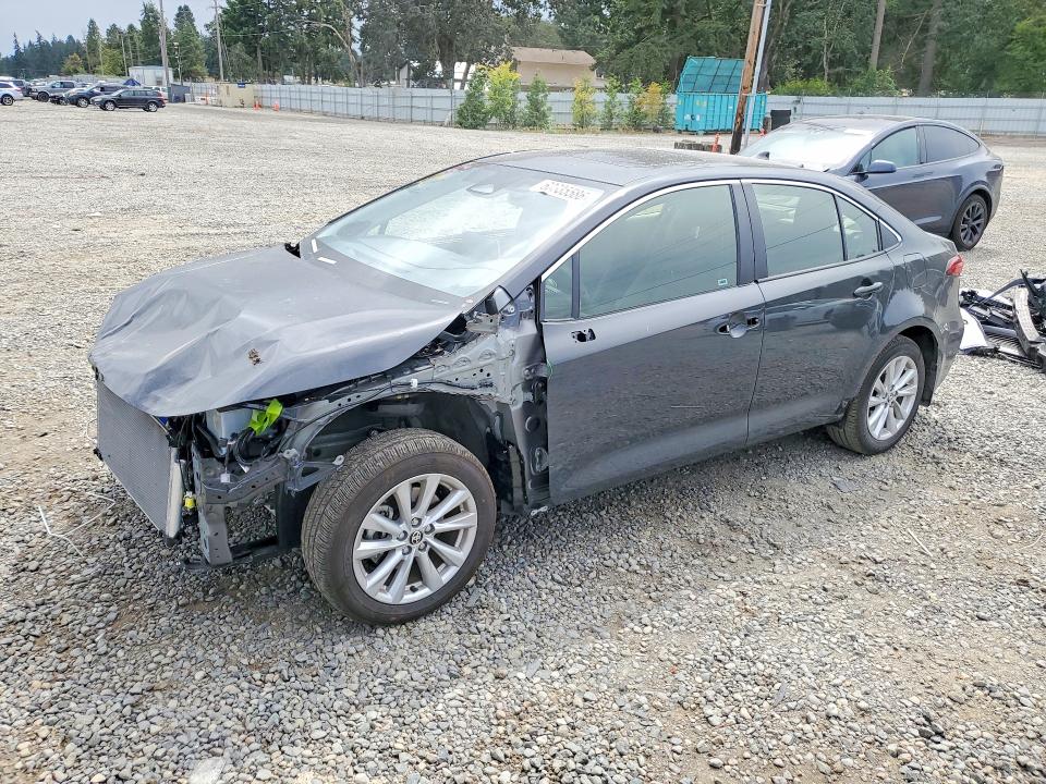 2026 Toyota Corolla VIN JTDBCMFE2T3134795 — COPART salvage auction photo