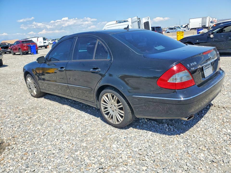 2007 Mercedes-benz E-class VIN WDBUF87X17B170592 COPART salvage auction — HAIL, CO - DIS/DLR/EXP ONLY CLEAN TITLE, sold $325 on 2026-08-18 (photo 2)