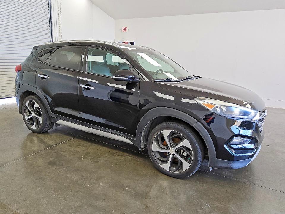 2018 Hyundai Tucson VIN KM8J33A24JU695988 COPART salvage auction — MINOR DENT/SCRATCHES, Tx - Certificate Of Title, sold $2,050 on 2026-07-30 (photo 4)