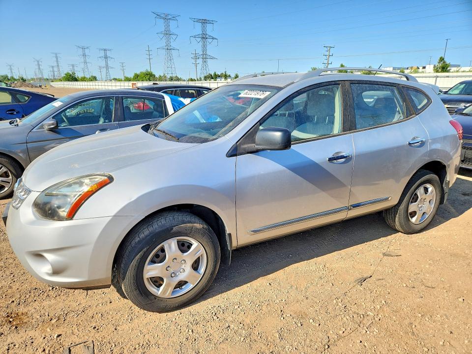 2015 Nissan Rogue VIN JN8AS5MV7FW769946 COPART salvage auction — MINOR DENT/SCRATCHES, Il - Certificate Of Title, sold $250 on 2026-07-28 (photo 1)