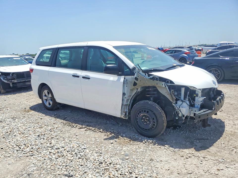 2017 Toyota Sienna VIN 5TDZZ3DC3HS884947 COPART salvage auction — FRONT END, Tx - Salvage Vehicle Title, sold $3,300 on 2026-07-23 (photo 4)