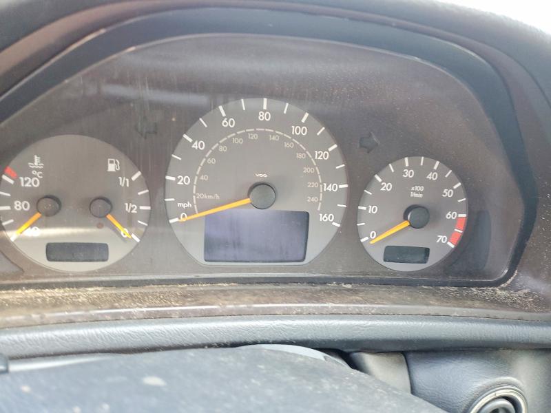 2002 Mercedes-benz Clk-class VIN WDBLK70G62T103758 COPART salvage auction — MINOR DENT/SCRATCHES, MA - CERTIFICATE OF TITLE, sold $100 on 2026-07-30 (photo 9)