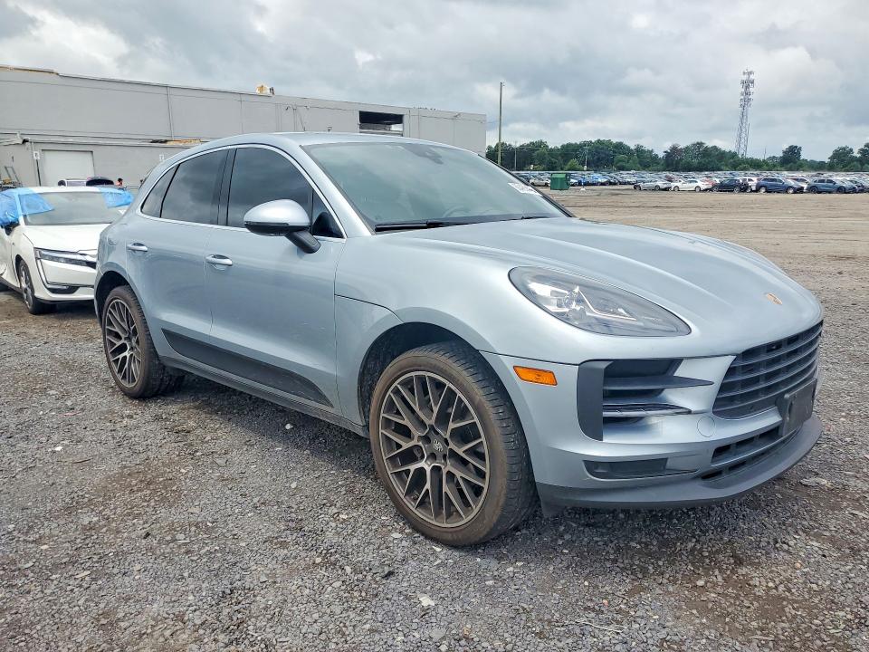 2019 Porsche Macan VIN WP1AB2A57KLB33214 COPART salvage auction — REAR END, Va - Cert Of Title - Salvage, sold $15,400 on 2026-08-19 (photo 4)