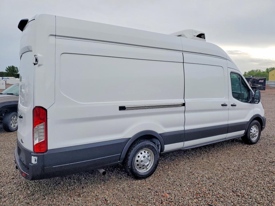 2021 Ford Transit VIN 1FTBW3UG6MKA51335 COPART salvage auction — REAR END, WI - CERTIFICATE OF TITLE, sold $18,400 on 2026-07-30 (photo 3)