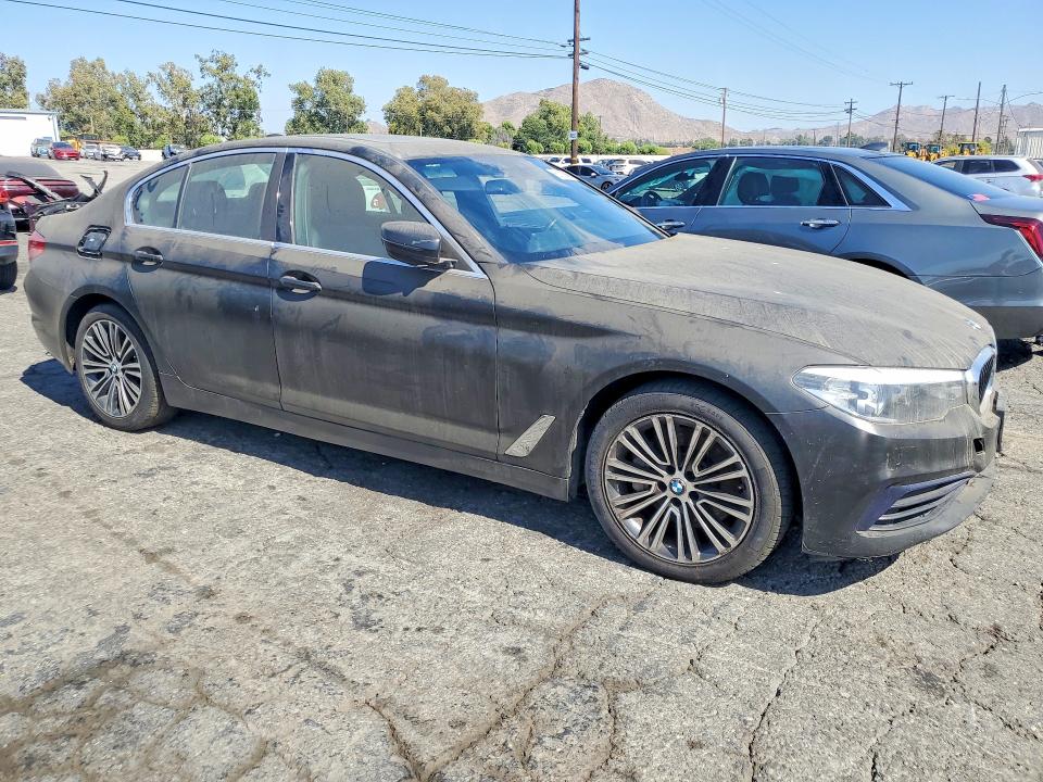2020 BMW 5er VIN WBAJA9C07LB399822 COPART salvage auction — MINOR DENT/SCRATCHES, CA - DIS/DLR/EXP ONLY CLEAN TITLE, sold $5,200 on 2026-07-30 (photo 4)