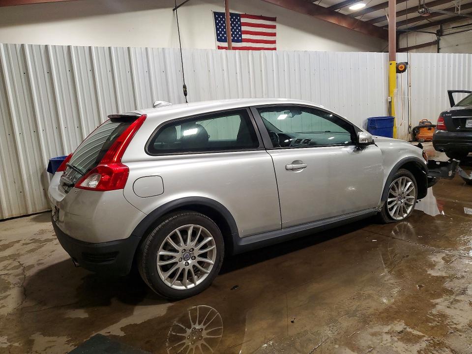 2010 Volvo C30 VIN YV1672MK7A2174466 COPART salvage auction — FRONT END, PA - CERTIFICATE OF SALVAGE, sold $175 on 2026-07-24 (photo 3)