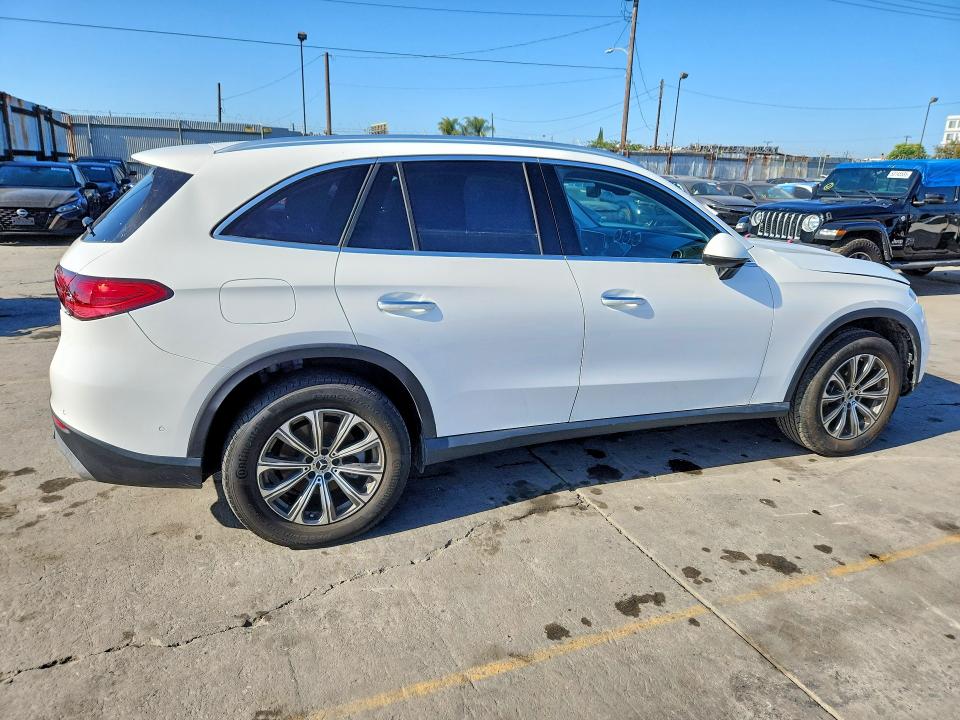 2024 Mercedes-benz Glc class VIN W1NKM4GB3RF174711 COPART salvage auction — FRONT END, CA - SALVAGE CERTIFICATE, sold $13,800 on 2026-07-14 (photo 3)