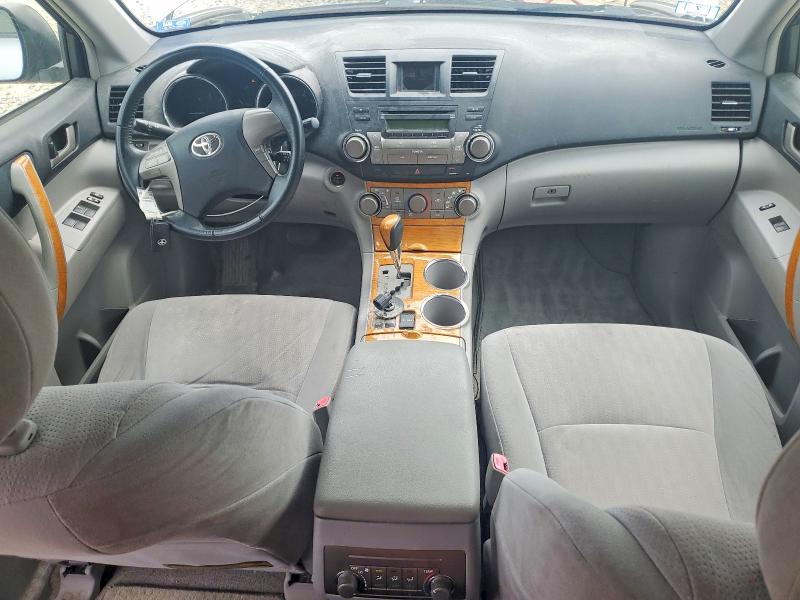 2009 Toyota VIN JTEEW41A492026567 COPART salvage auction — MINOR DENT/SCRATCHES, MA - CERTIFICATE OF TITLE (P), sold $1,900 on 2026-07-29 (photo 8)