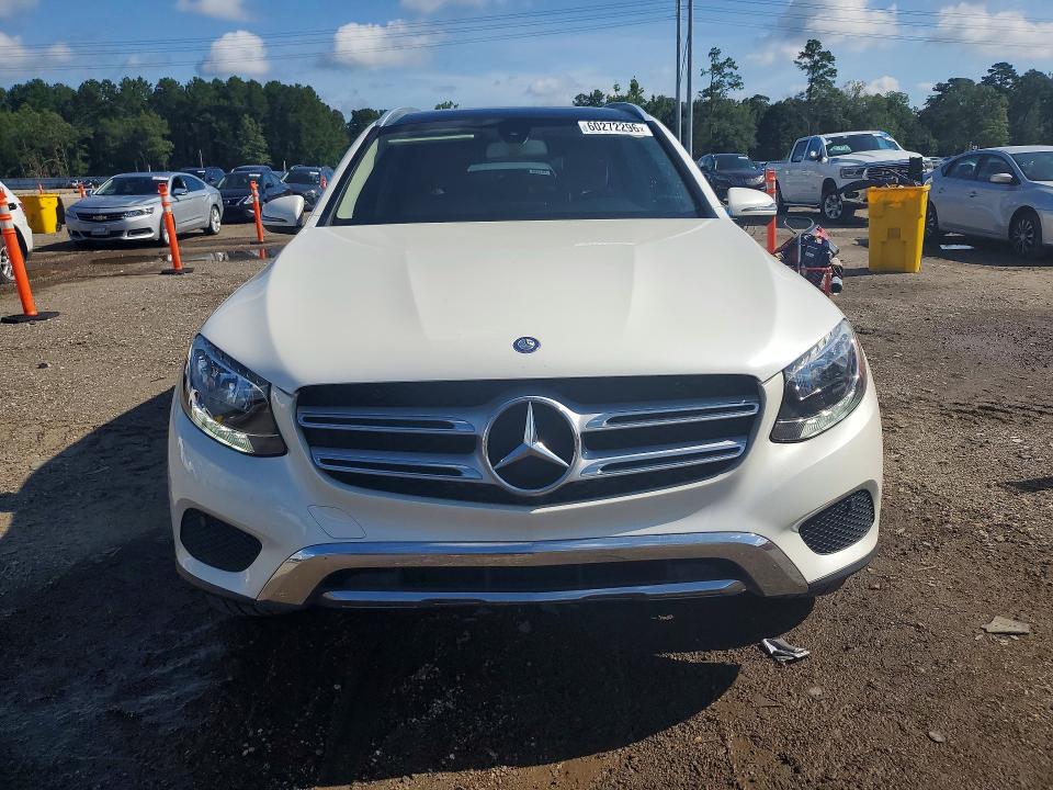 2017 Mercedes-benz Glc VIN WDC0G4JB8HF249023 COPART salvage auction — MINOR DENT/SCRATCHES, La - Certificate Of Title (P), sold $8,700 on 2026-07-24 (photo 5)