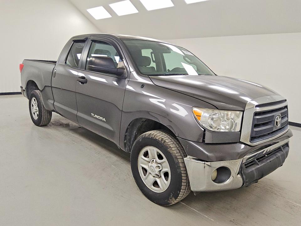 2011 Toyota Tundra VIN 5TFRM5F19BX034022 COPART salvage auction — MECHANICAL, TX - CERTIFICATE OF TITLE, sold $1,200 on 2026-07-23 (photo 4)