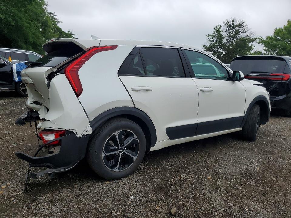 2026 Kia Niro VIN KNDCP3LE4T5325081 COPART salvage auction — REAR END, Pa - Cert Of Title, sold $500 on 2026-08-03 (photo 3)