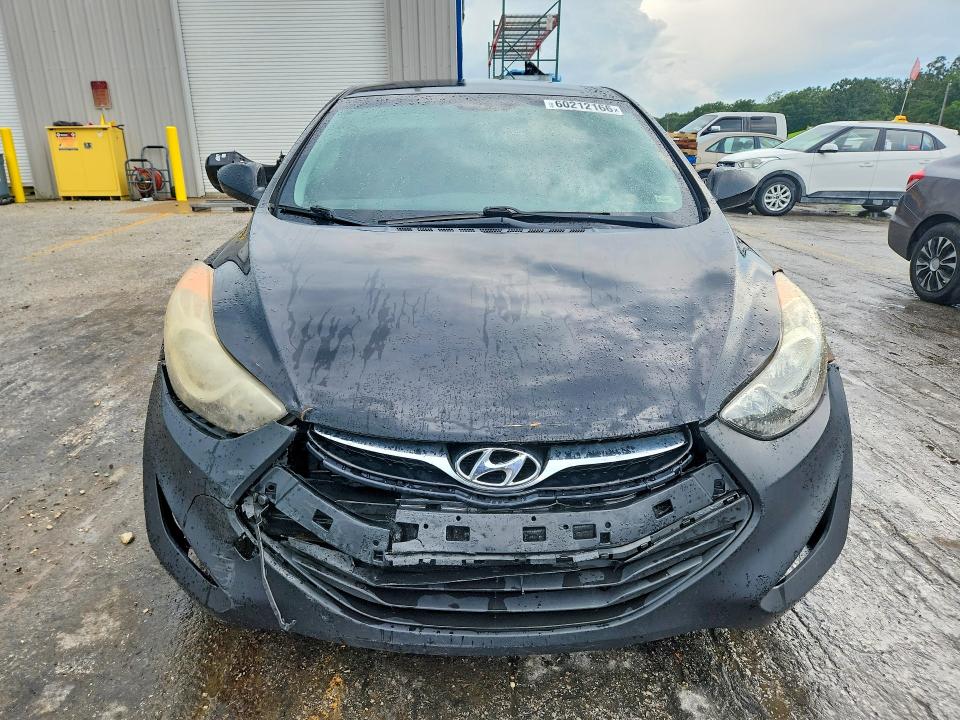 2013 Hyundai Elantra VIN KMHDH6AE2DU009381 COPART salvage auction — FRONT END, MO - CERT OF TITLE-PRIOR SALVAGE, sold $400 on 2026-07-27 (photo 5)