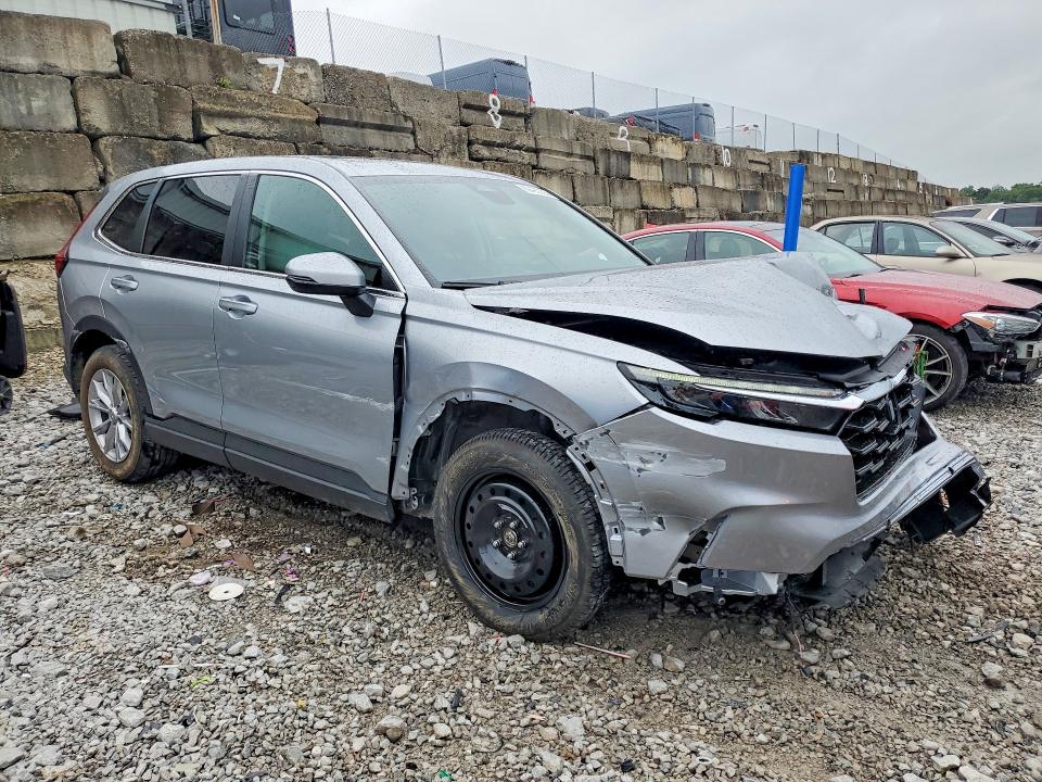 2023 Honda Cr-v VIN 7FARS4H77PE015847 COPART salvage auction — FRONT END, Salvage Title, sold $9,100 on 2026-07-24 (photo 4)