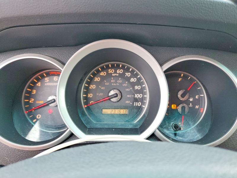 2008 Toyota 4runner VIN JTEBU17R480130359 COPART salvage auction — MINOR DENT/SCRATCHES, VA - CERTIFICATE OF TITLE, sold $4,250 on 2026-07-29 (photo 9)