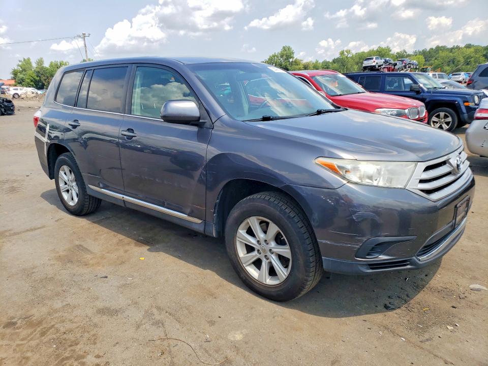 2013 Toyota Highlander VIN 5TDBK3EH1DS178814 COPART salvage auction — FRONT END, Ct - Certificate Of Title, sold $2,950 on 2026-07-31 (photo 4)