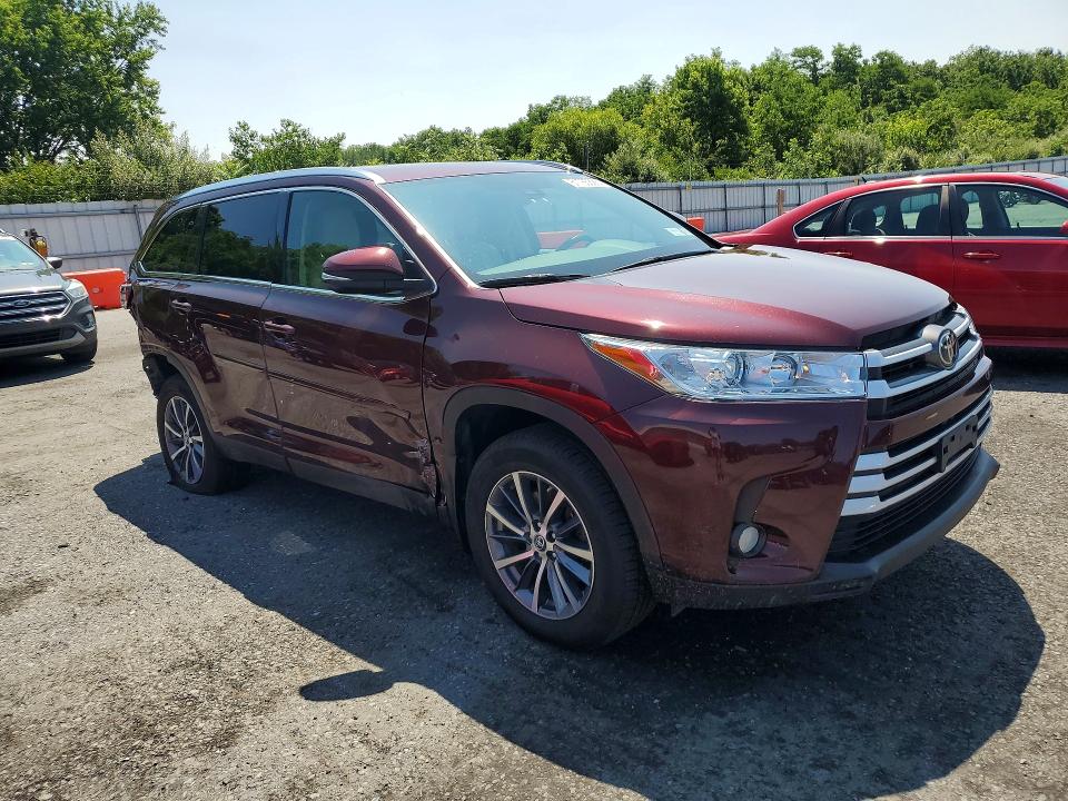 2019 Toyota Highlander VIN 5TDJZRFH8KS704247 COPART salvage auction — REAR END, PA - CERTIFICATE OF SALVAGE, sold $7,000 on 2026-07-28 (photo 4)