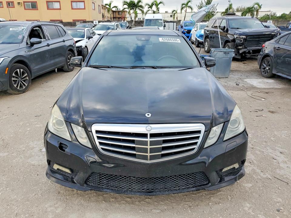 2011 Mercedes-benz E-class VIN WDDHF5GB6BA290978 COPART salvage auction — MINOR DENT/SCRATCHES, Fl - Certificate Of Title (P), sold $575 on 2026-07-31 (photo 5)