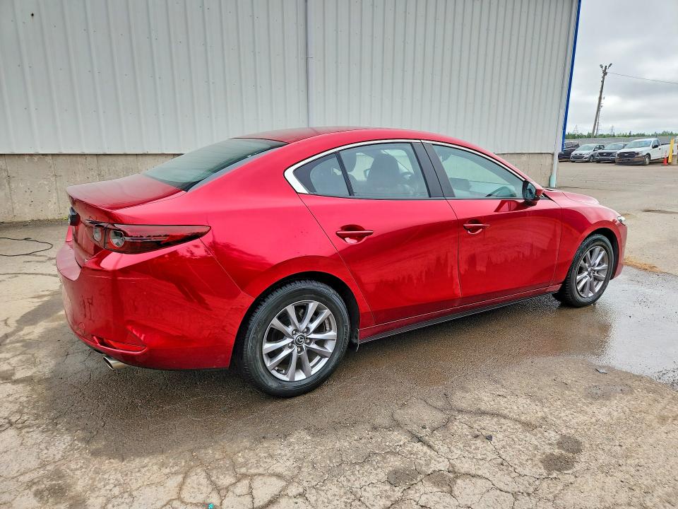2021 Mazda 3 VIN JM1BPAB75M1301867 COPART salvage auction — MINOR DENT/SCRATCHES, Pe - Clean Title (P), sold $14,400 on 2026-08-12 (photo 3)