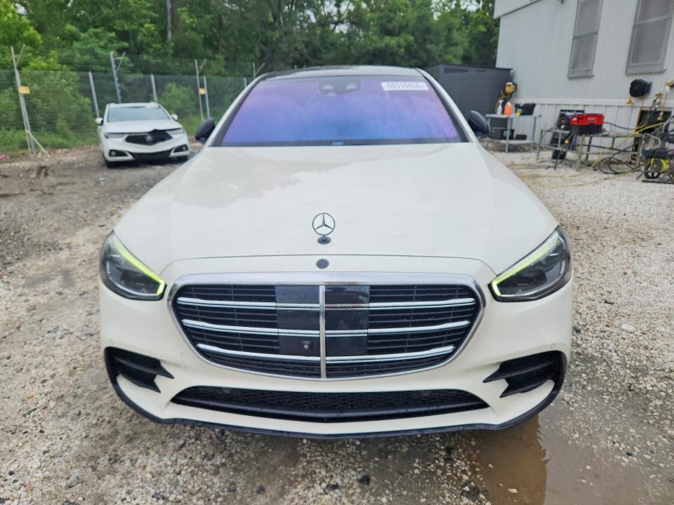2022 Mercedes-benz VIN W1K6G7GB4NA070274 COPART salvage auction — MINOR DENT/SCRATCHES, Va - Certificate Of Title, sold $30,000 on 2026-07-16 (photo 5)