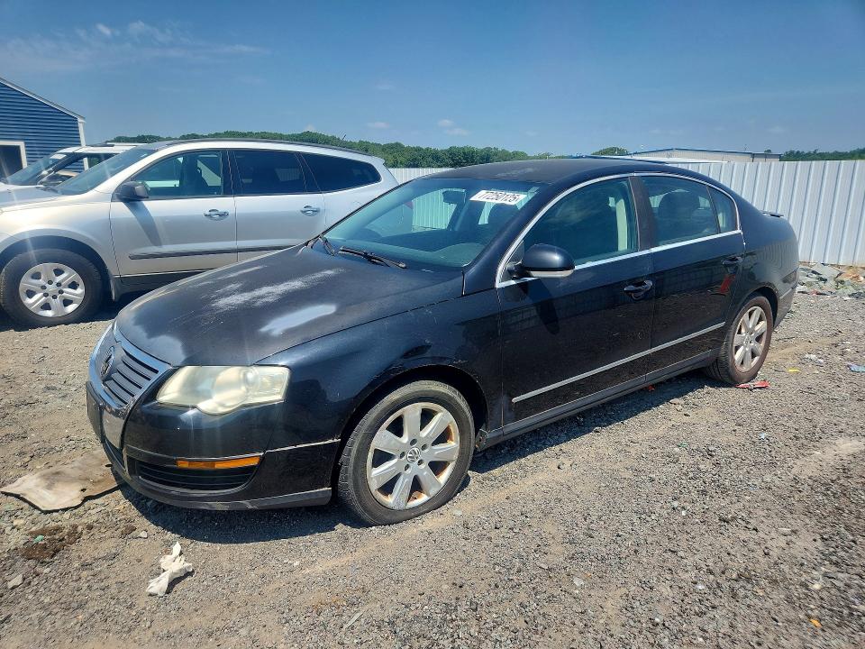 2008 Volkswagen Passat VIN WVWUK73C38P007389 COPART salvage auction — MINOR DENT/SCRATCHES, Ma - Certificate Of Title, sold $450 on 2026-07-29 (photo 1)