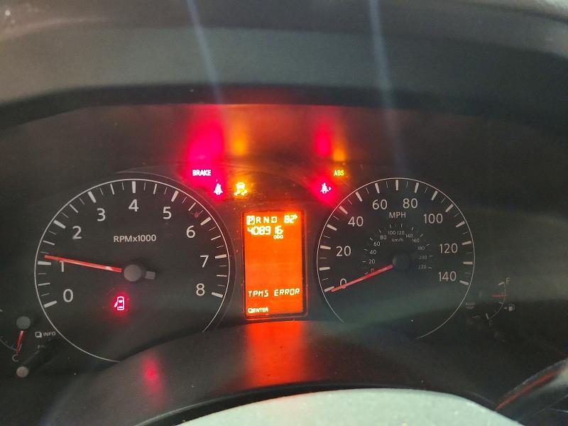 2013 Nissan Nv 2500 VIN 1N6AF0LYXDN106627 COPART salvage auction — MINOR DENT/SCRATCHES, Nj - Certificate Of Title (P), sold $500 on 2026-08-02 (photo 9)