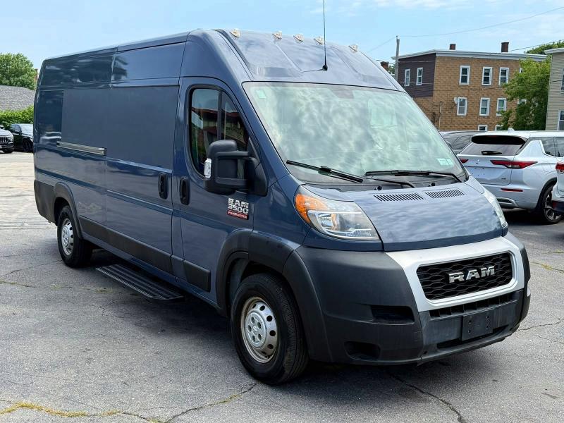 2020 Ram Promaster city VIN 3C6URVJG5LE132187 COPART salvage auction — MINOR DENT/SCRATCHES, NY - CERTIFICATE OF TITLE (P), sold $11,300 on 2026-07-29 (photo 4)