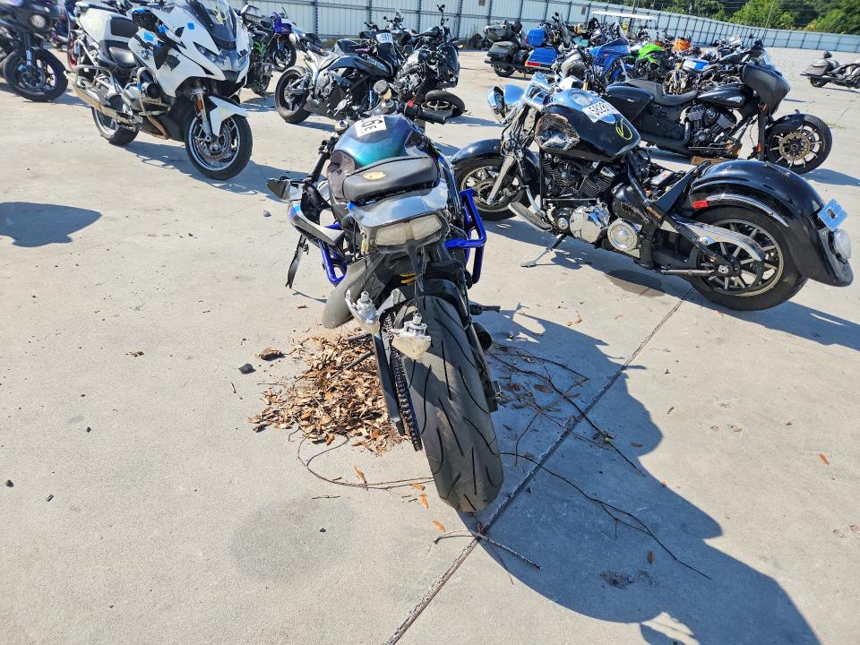 2006 Suzuki Gsx-r600 VIN JS1GN7DA862114539 COPART salvage auction — FRONT END, FL - CERT OF TITLE SLVG REBUILDABLE, sold $1,300 on 2026-07-23 (photo 4)