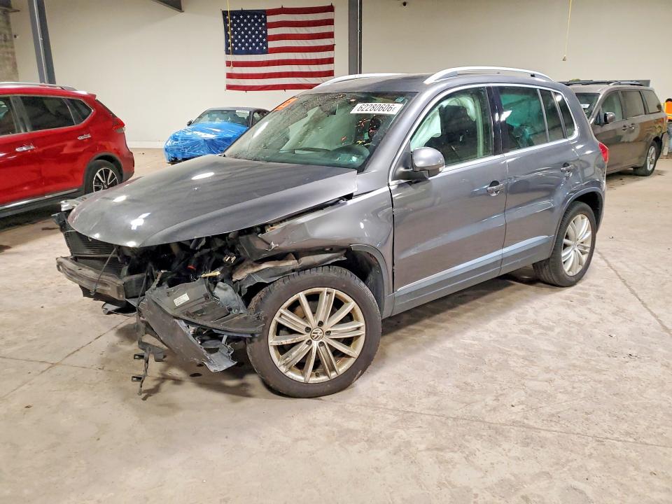 2013 Volkswagen Tiguan VIN WVGAV3AX7DW592613 COPART salvage auction — FRONT END, Salvage Title, sold $15 on 2026-08-10 (photo 1)