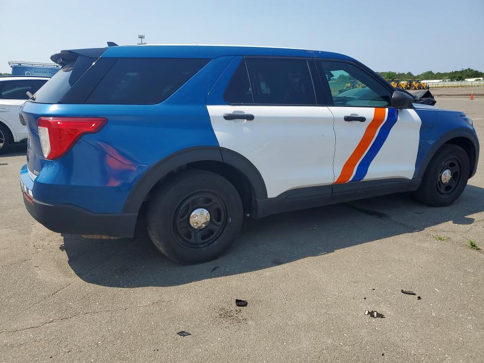 2021 Ford Explorer VIN 1FM5K8AW9MNA14775 COPART salvage auction — MINOR DENT/SCRATCHES, NY - CERTIFICATE OF TITLE (P), sold $7,900 on 2026-07-29 (photo 3)