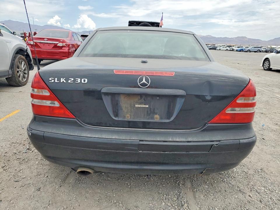 2001 Mercedes-benz Slk-class VIN WDBKK49F81F179032 COPART salvage auction — FRONT END, Az - Certificate Of Title, sold $125 on 2026-07-30 (photo 6)
