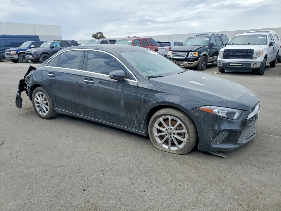 2021 Mercedes-benz A-klasse VIN W1K3G4EB5MJ268445 COPART salvage auction — REAR END, In - Dis/Dlr/Exp Only Clean Title, sold $3,500 on 2026-07-28 (photo 4)
