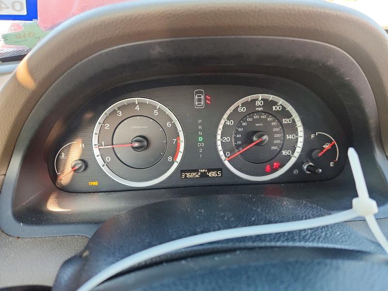 2009 Honda Accord VIN 1HGCP26449A028004 COPART salvage auction — SIDE, TX - CERTIFICATE OF TITLE, sold $425 on 2026-07-09 (photo 9)