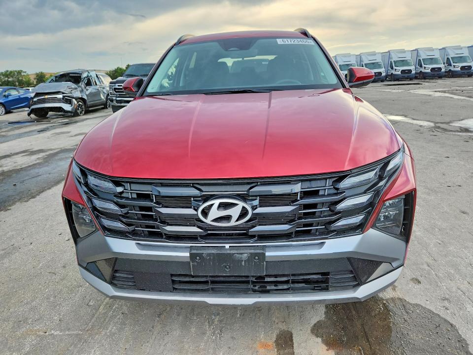 2026 Hyundai Tucson VIN 5NMJBCDE4TH697862 COPART salvage auction — HAIL, Ny - Certificate Of Title (P), sold $15,700 on 2026-07-30 (photo 5)