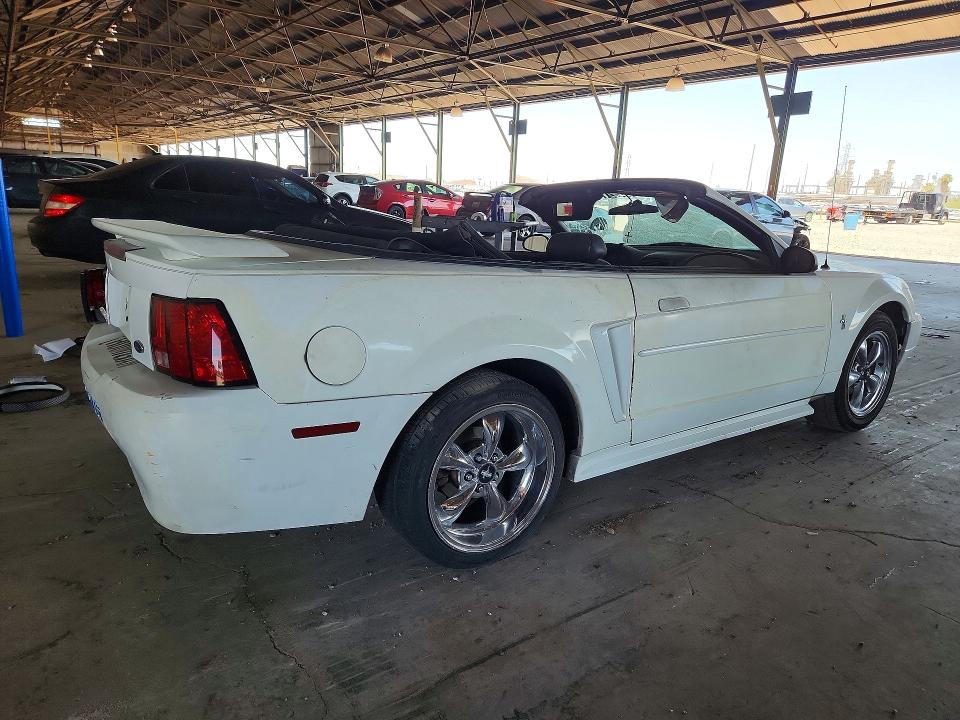 2000 Ford Mustang VIN 1FAFP4446YF239450 COPART salvage auction — REAR END, AZ - CERTIFICATE OF TITLE (P), sold $475 on 2026-09-04 (photo 3)