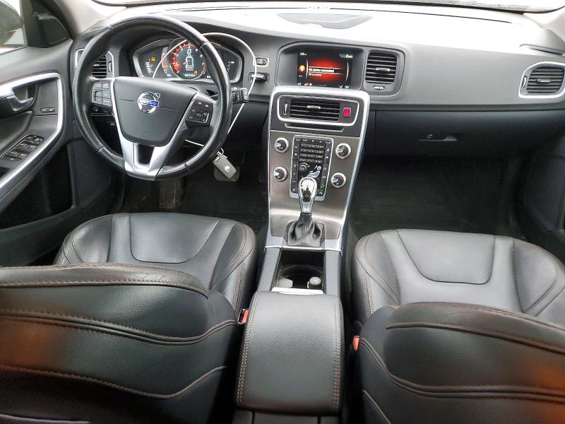 2015 Volvo V60 cross country VIN YV4612HM4F1000870 COPART salvage auction — REAR END, On - Permit No Brand - Unfit, sold $1,000 on 2026-08-04 (photo 8)