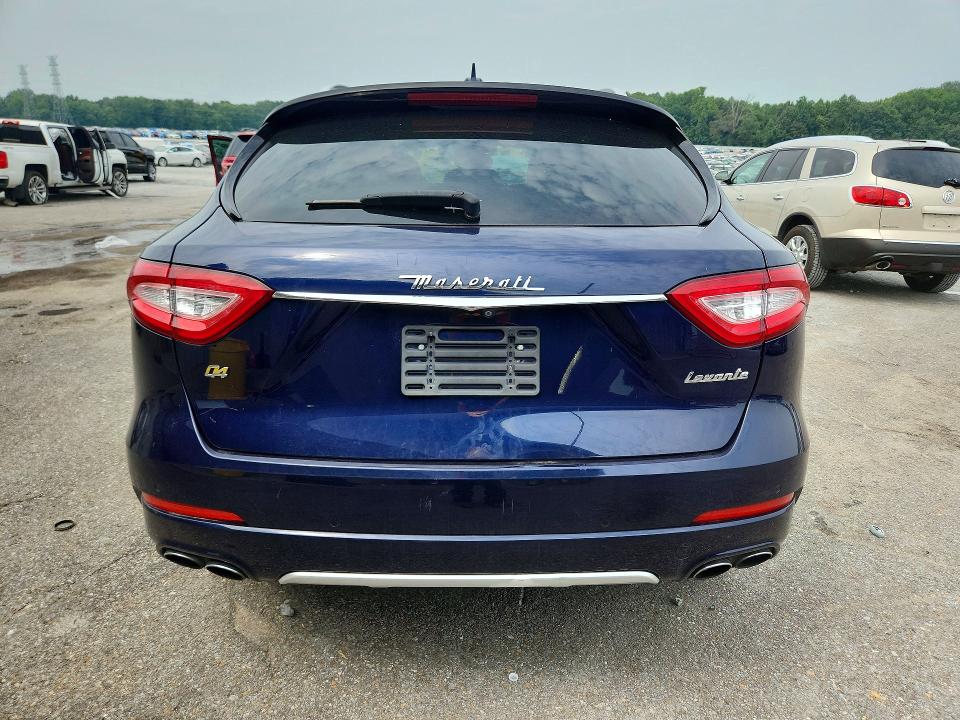 2017 Maserati Levante VIN ZN661XUL2HX263371 COPART salvage auction — NORMAL WEAR, Mo - Salvage Certificate Of Title, sold $1,850 on 2026-08-13 (photo 6)