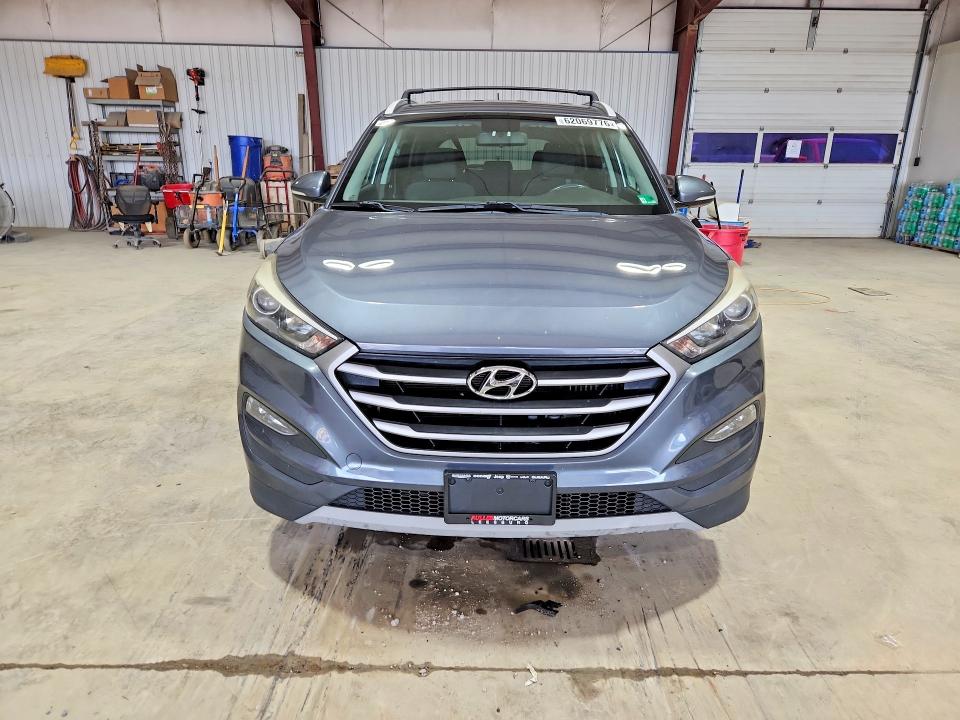 2017 Hyundai Tucson VIN KM8J3CA27HU498744 COPART salvage auction — MECHANICAL, Wv - Certificate Of Title, sold $375 on 2026-07-24 (photo 5)