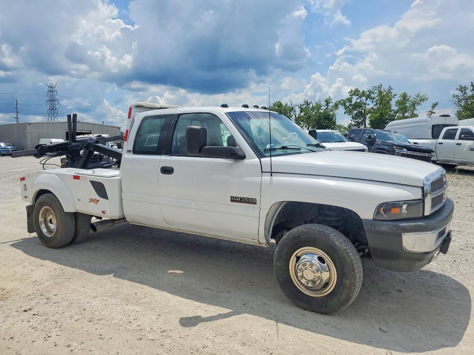 1995 Dodge Ram 3500 VIN 3B7MF33C8SM159162 COPART salvage auction — MINOR DENT/SCRATCHES, KY - CERT OF TITLE-REBUILT VEHICLE, sold $7,000 on 2026-07-20 (photo 4)