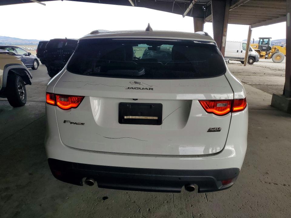 2020 Jaguar F-pace VIN SADCJ2FX0LA621476 COPART salvage auction — VANDALISM, Ca - Salvage Certificate, sold $1,850 on 2026-08-03 (photo 6)