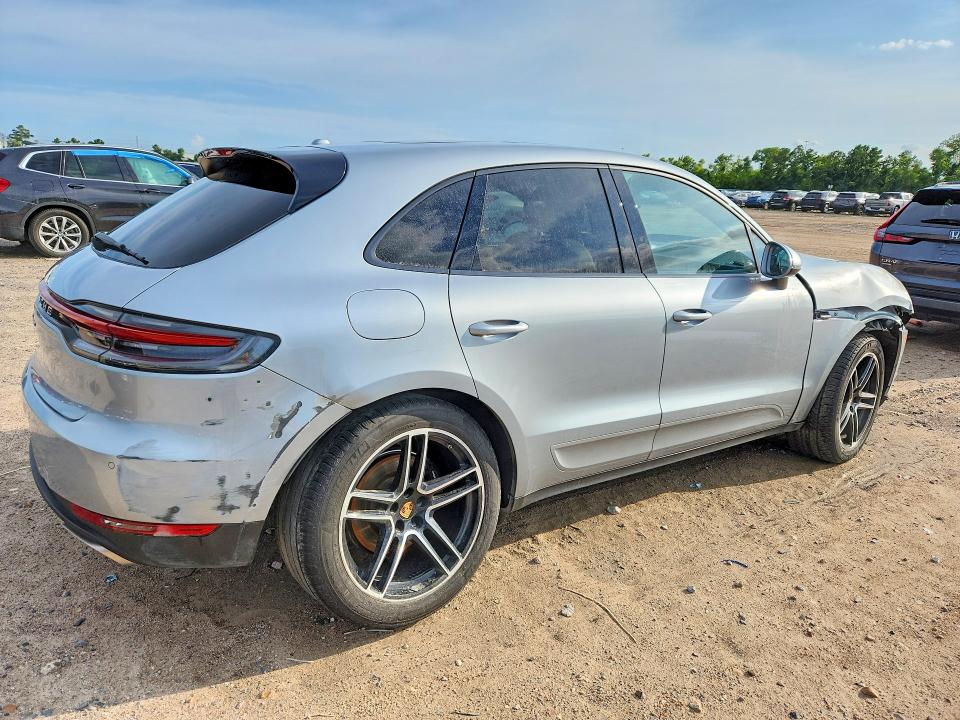 2020 Porsche Macan VIN WP1AA2A50LLB13343 COPART salvage auction — FRONT END, Tx - Certificate Of Title, sold $12,800 on 2026-08-26 (photo 3)