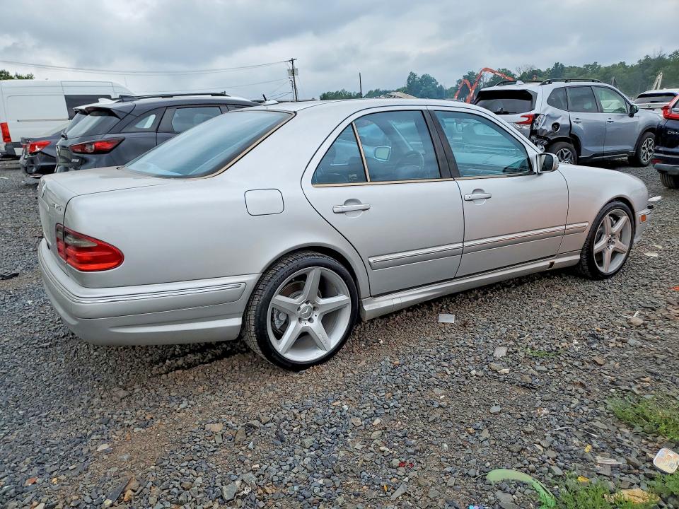2001 Mercedes-benz E-class VIN WDBJF74J31B309660 COPART salvage auction — MINOR DENT/SCRATCHES, NM - CERT OF TITLE-SALVAGE (P), sold $5,400 on 2026-07-16 (photo 3)