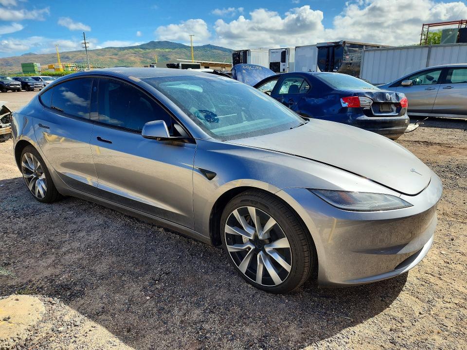 2025 Tesla Model 3 VIN 5YJ3E1EB0SF996757 COPART salvage auction — WATER/FLOOD, Hi - Bill Of Sale - Parts Only, sold $3,150 on 2026-09-04 (photo 4)