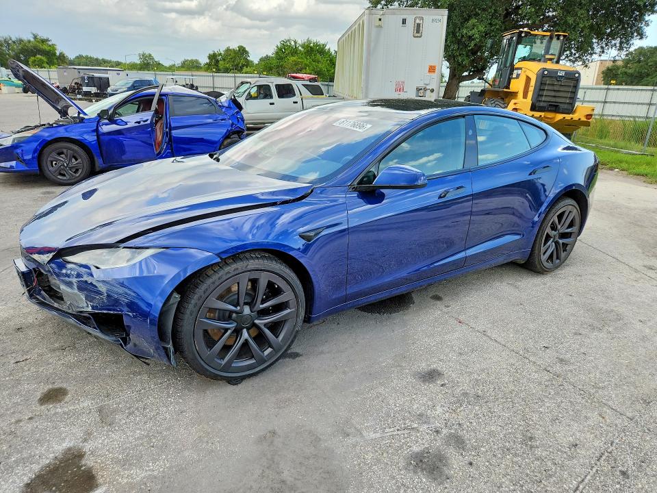 2024 Tesla Model s VIN 5YJSA1E50RF538583 — COPART salvage auction photo