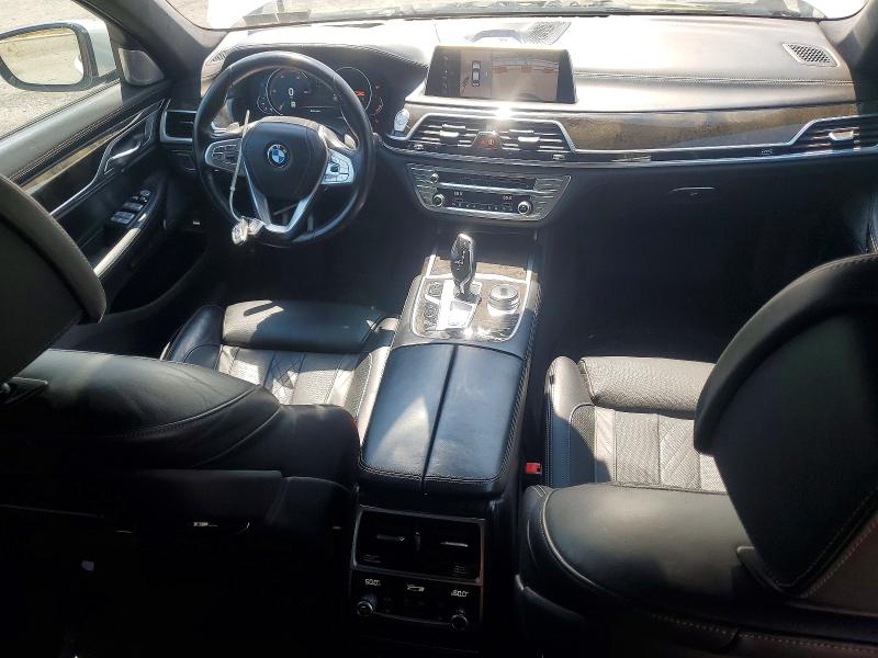 2016 BMW 7er VIN WBA7F2C57GG419395 COPART salvage auction — MINOR DENT/SCRATCHES, PA - CERT OF TITLE (P), sold $9,300 on 2026-07-28 (photo 8)