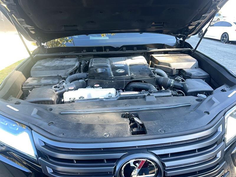 2024 Lexus Lx 600 VIN JTJGB7CX5R4065214 COPART salvage auction — MINOR DENT/SCRATCHES, CA - SALVAGE CERTIFICATE (P), sold $85,000 on 2026-08-26 (photo 7)