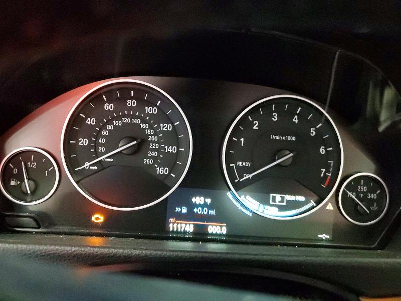 2018 BMW 4er VIN WBA4J7C58JBH14219 COPART salvage auction — WATER/FLOOD, FL - CERT OF TITLE-SLVG REBLD FLOOD, sold $925 on 2026-07-27 (photo 9)